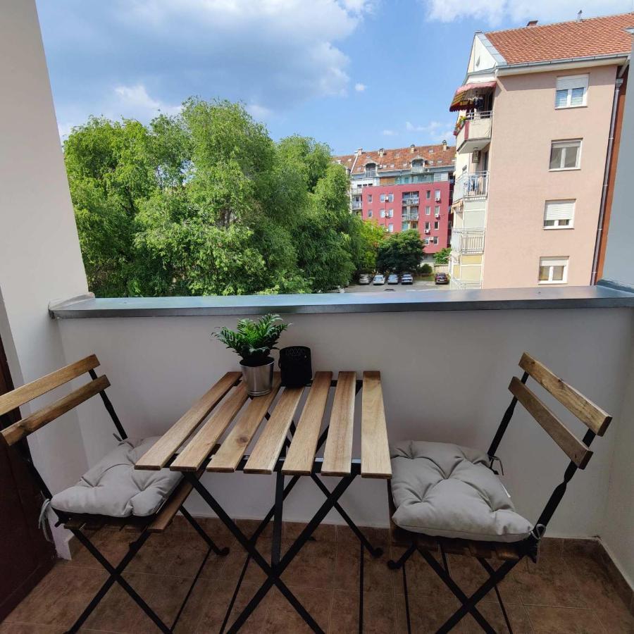 Wicker Park Apartment Novi Sad Eksteriør billede