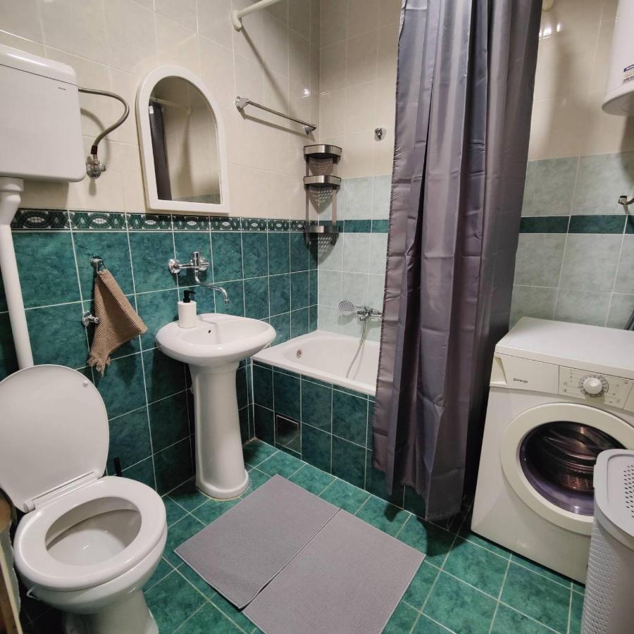 Wicker Park Apartment Novi Sad Eksteriør billede